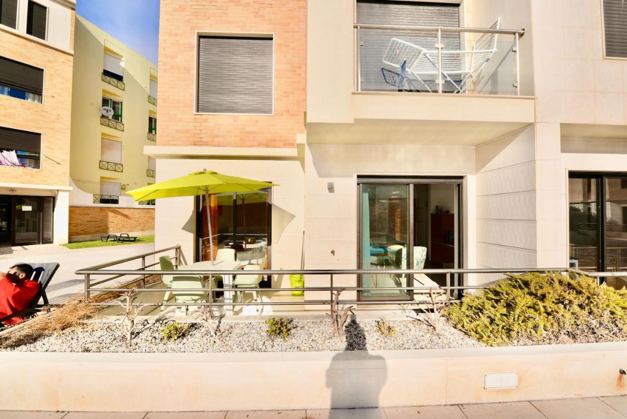 Silver - Apartment For 4 Guests 150M From Beach Sao Martinho do Porto Exterior photo